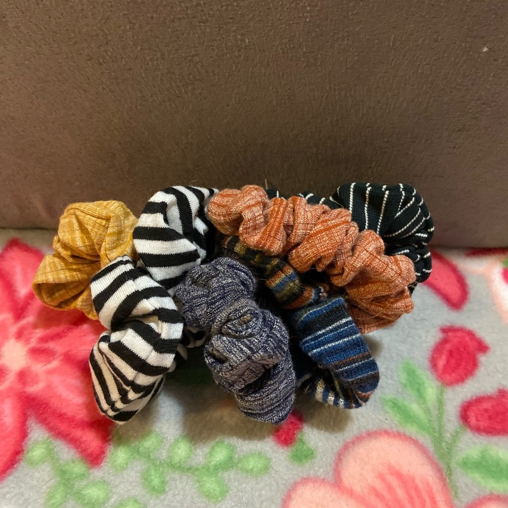 6 pack stripped scrunchies